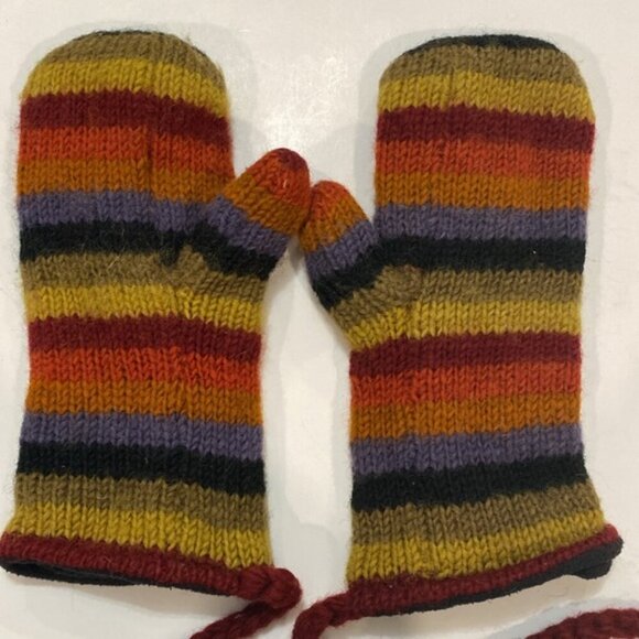 Nepal Wool Mittens Handmade warm - Picture 4 of 8